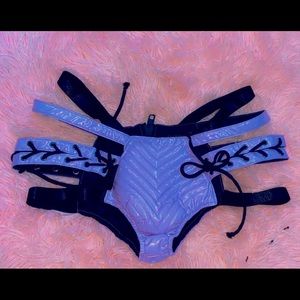 CLUB EXX RAVE SHORTS 🩲